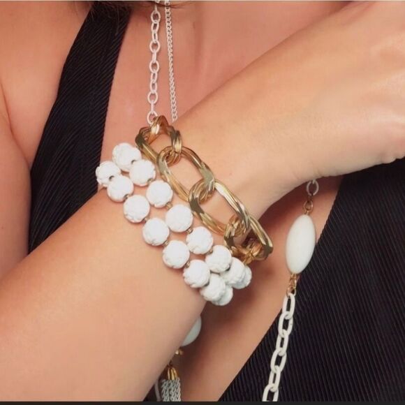 VINTAGE 1960 ESTATE SIGNED MONET FLORAL BEAD DOUBLE STRAND 8" - Picture 10 of 15